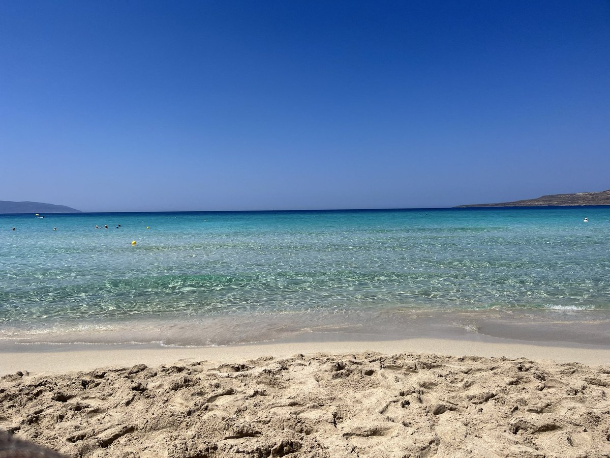 Pavlos_Kap's tweet photo. La #Grece en Aout… https://t.co/Dh3o7crtYj