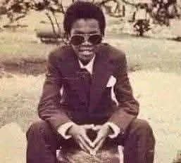 SamuelOmogor's tweet photo. VIDEO: "It's a new documentary that has been produced, it's tittled, 'THE NATION BUILDER', and it's on Bola Tinubu... my disagreement is that my photograph as a twelve year old was used as his photograph... in other words, they couldn't find his own photographs as a young person, and they now took my own photograph."

- Donald Duke 
Former governor of Cross Rivers state. 

ME: He has never been a nation builder because no serious nation is built on lies like the kind of lies associated with his life and existence.