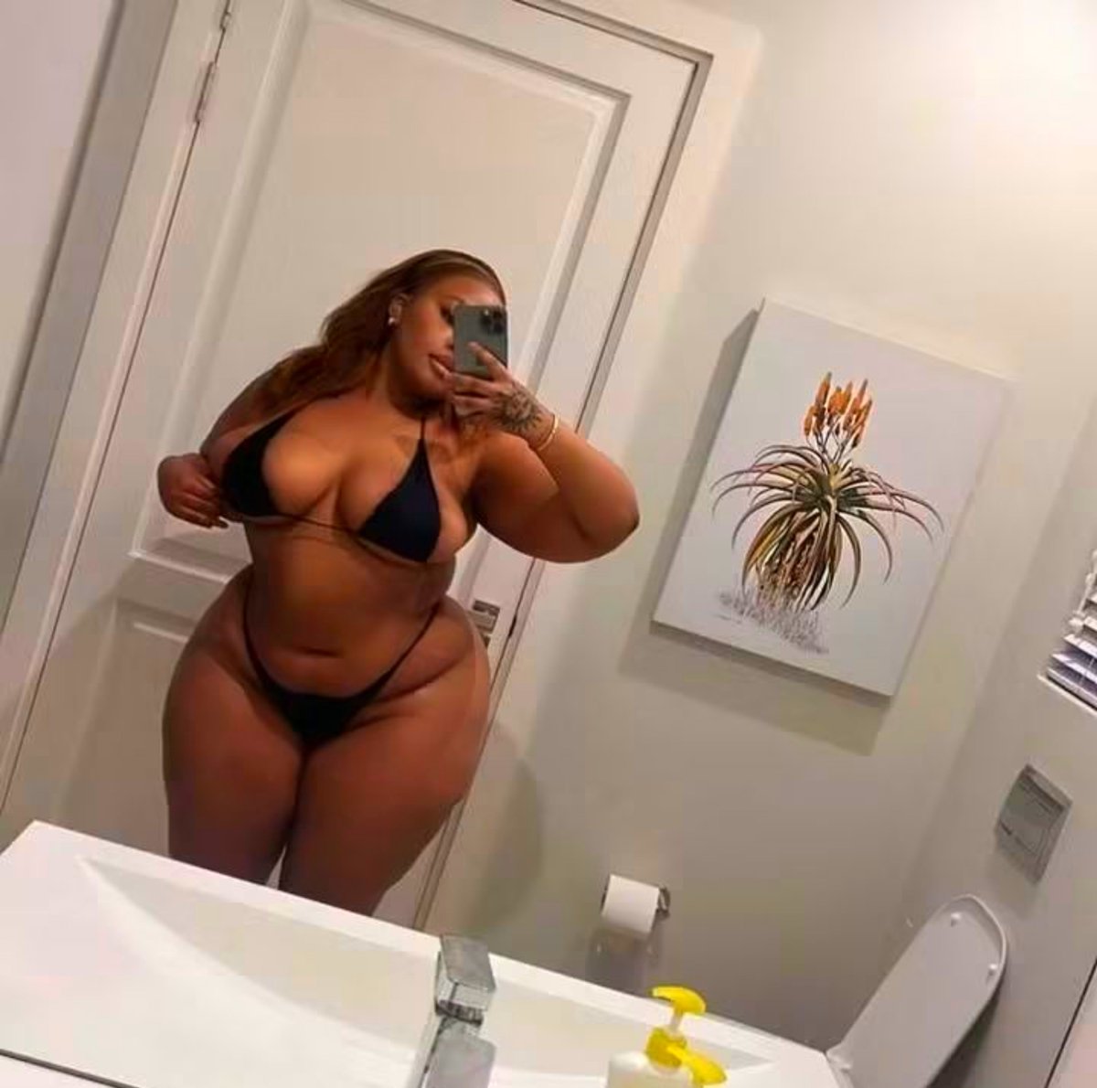nkosanamasa's tweet photo. Chubby 🤎 https://t.co/MfmaK0bdEC