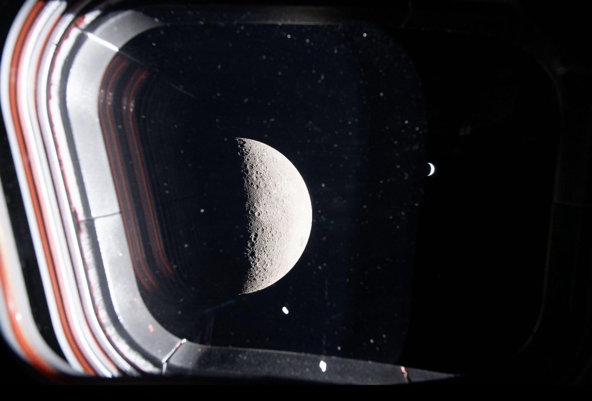 QuarksQuasarsX's tweet photo. It's been about 4 months since Artemis II 🌑

These images will never get old https://t.co/hiywkM1BLp