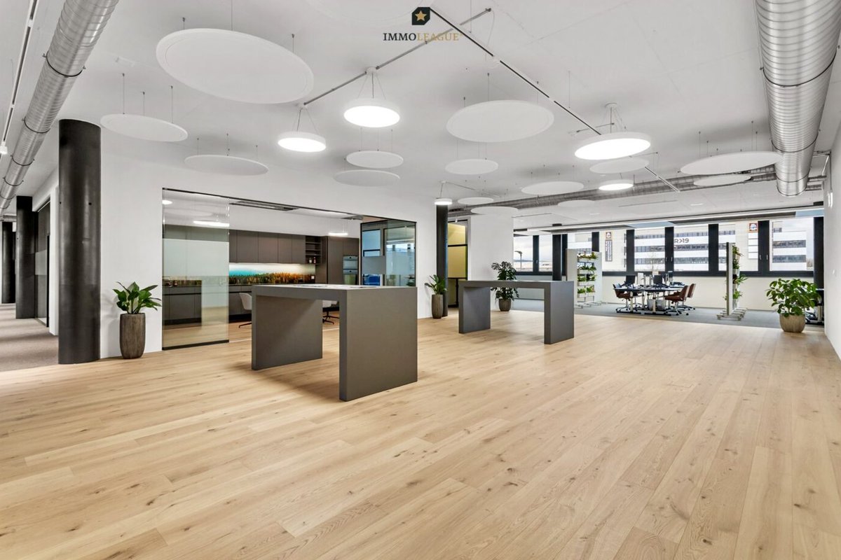 SchererRalf's tweet photo. Dein Büro sagt mehr über dein Unternehmen als jede Visitenkarte.

📍 Zentrale Lage
☕ Küche inklusive
🔑 24/7 Zugang
💼 Professionelles Umfeld

Willkommen in deinem neuen Büro in Frauenfeld.

#immoleague #office #frauenfeld #business #büro https://t.co/NpsfTWJUfG