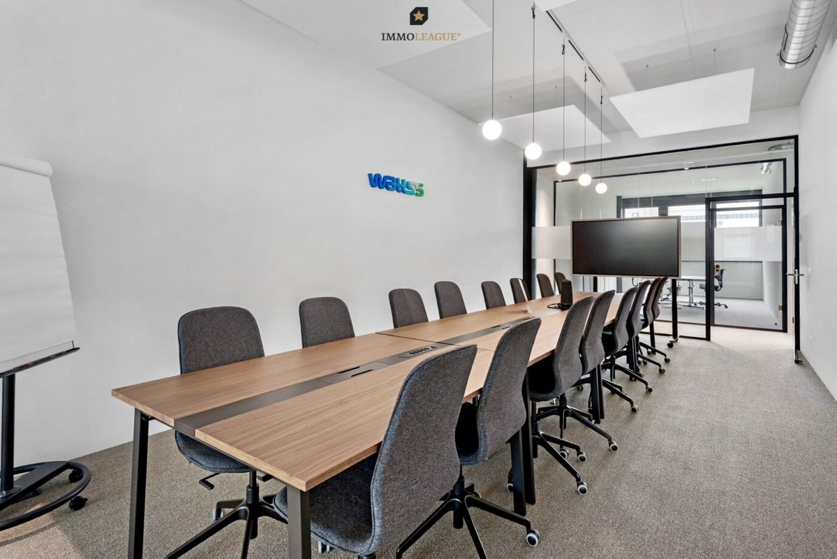 SchererRalf's tweet photo. Dein Büro sagt mehr über dein Unternehmen als jede Visitenkarte.

📍 Zentrale Lage
☕ Küche inklusive
🔑 24/7 Zugang
💼 Professionelles Umfeld

Willkommen in deinem neuen Büro in Frauenfeld.

#immoleague #office #frauenfeld #business #büro https://t.co/NpsfTWJUfG