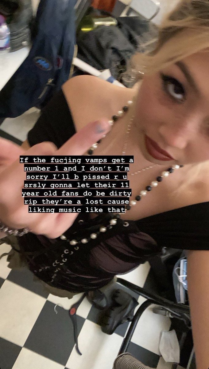 feelingsplain's tweet photo. When she started beefing the vamps cos she thought she was in competition for them for a number 1 album and then finished 8th. You just had to be there man https://t.co/wfaDuJfiCA