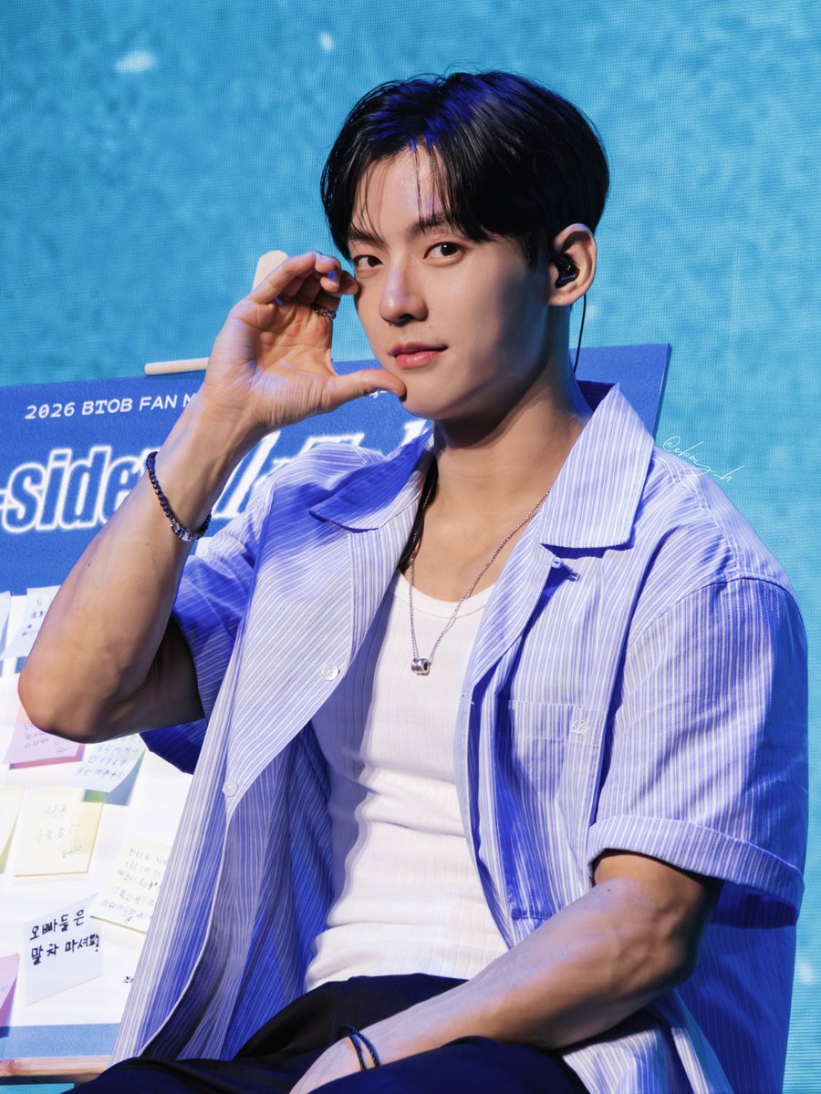 e_bay_h's tweet photo. [HQ] 260802 상하이 팬미팅
BTOB Fanmeeting in Shanghai

🐿️하트공격당했엉..ㅋ큐ㅠㅠㅠㅠ

@btob2mh 
#BTOB #비투비
#이민혁 #HUTA  #LEEMINHYUK https://t.co/eSwDl7SsnS