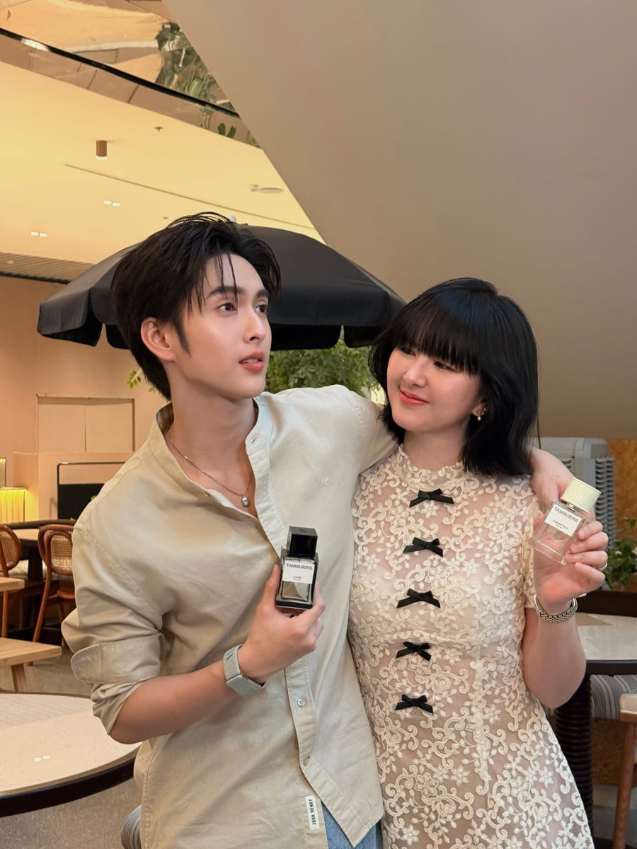 CeeuNani's tweet photo. เป้อหล่อมากก มาดามก็สวยมากกกกกกกกกกก 💖💖

TAMBURINS x COPPER BUS

#TAMBURINS
#TAMBURINSPERFUME
#COPPERdechawat https://t.co/73CwbUMdqp