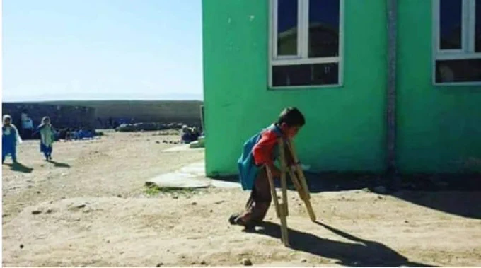 د افغانستان کې د پولیو شمیر ۱۵ پورې ورسید