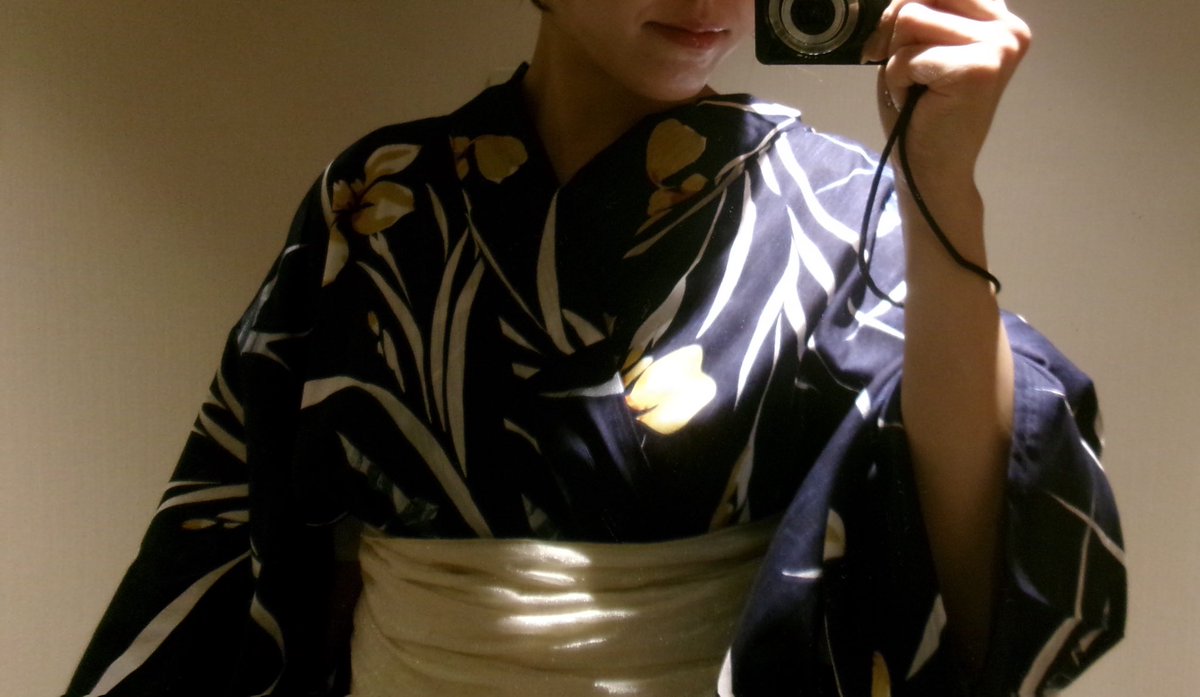 ____pom8's tweet photo. new yukata！🎶💙 https://t.co/oAr3hVtccm