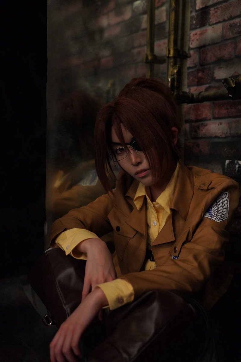 Beth_for_COS's tweet photo. コスプレ/cosplay 進撃の巨人 ハンジ・ゾエ

　『失策』？

 #進撃の巨人コスプレ  #attackontitancosplay 
 #あじきた工房 https://t.co/g8ARMQ9hAO