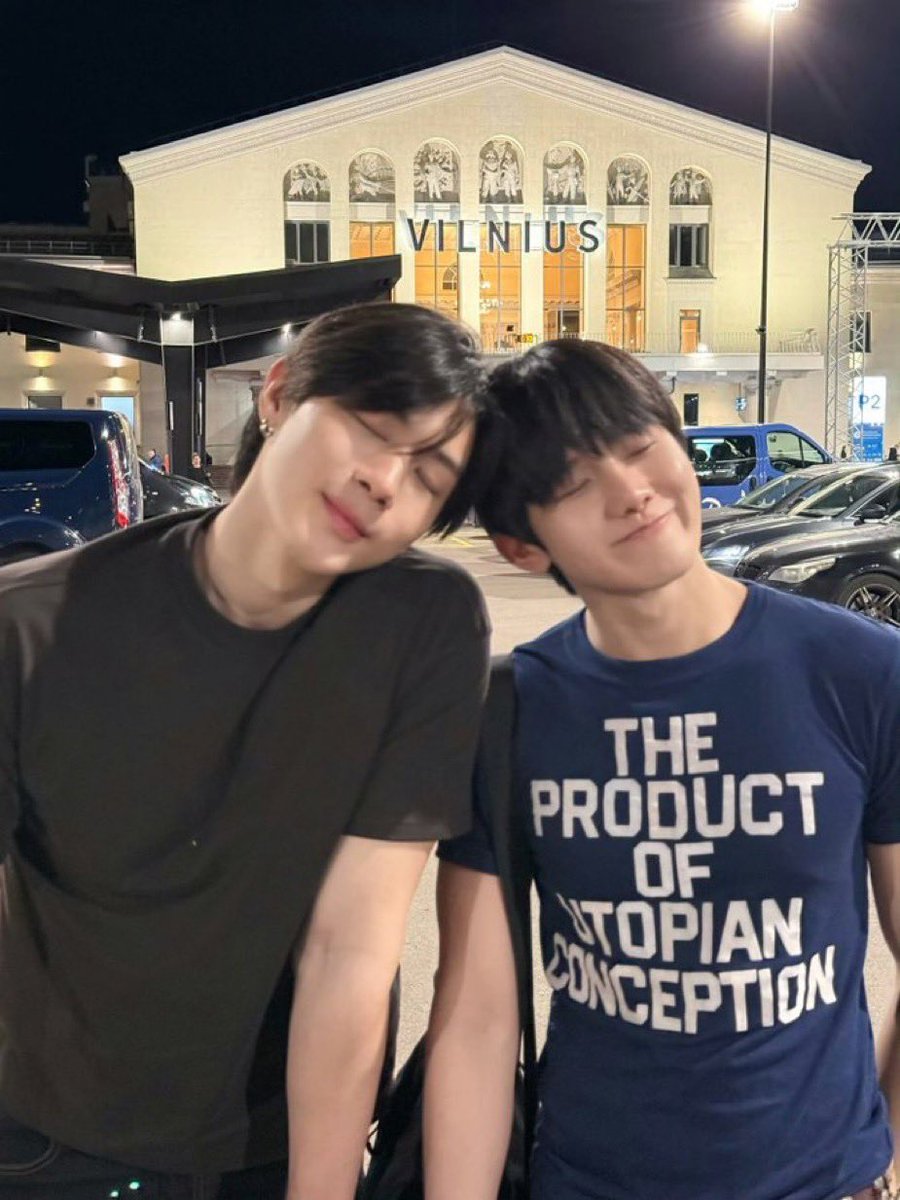 geemiily's tweet photo. #ToptapMinlee #Paybacktheseries

in real life                             vs                           in series https://t.co/lb9id12owZ