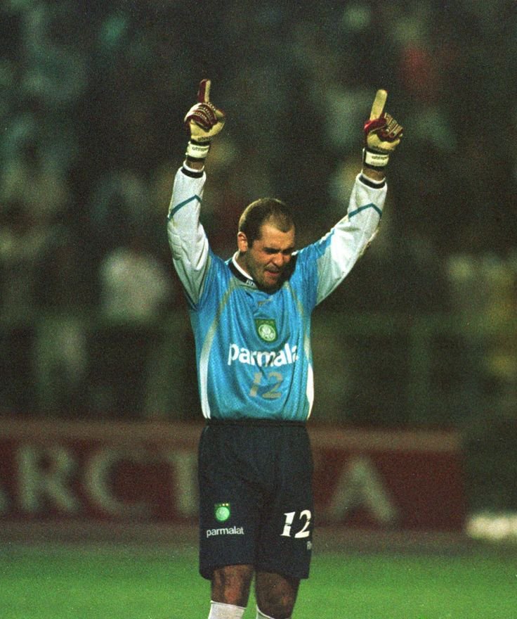 Palmeiras_ARG's tweet photo. Feliz aniversário, São Marcos 🧤💚

✅️ 533 - partidos jugados. 
🏆 5 - títulos 
- Camp. Paulista 1996 
- Mercosur 1998 
- Copa Libertadores 1999 
- Río-São Paulo 2000 
- Camp. Paulista 2008 

* Copa del Mundo 2002 🇧🇷 https://t.co/YqpU8kQLpD