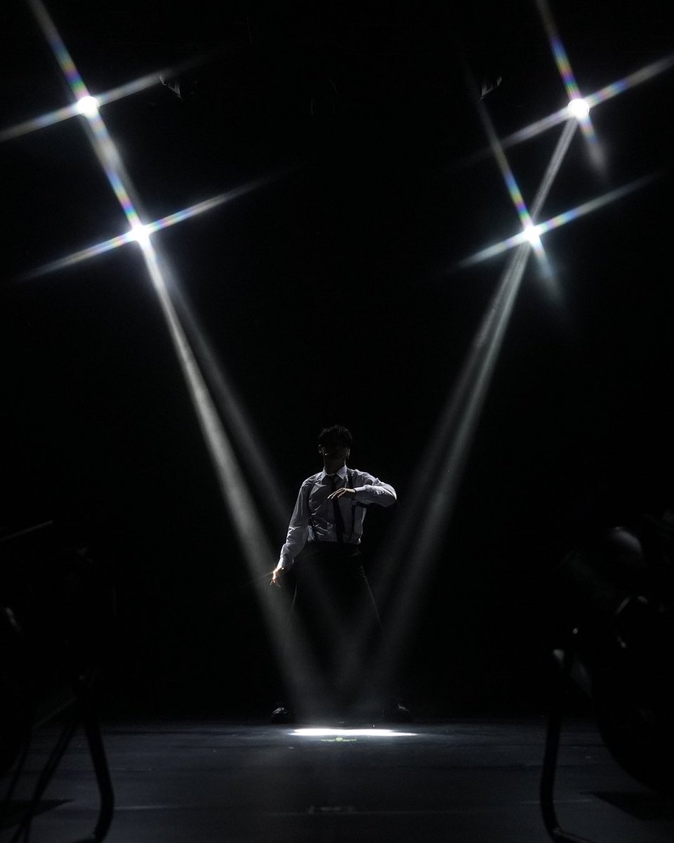 Shiii_JYJ's tweet photo. RP

この1枚だけで鳥肌もの✨ https://t.co/c17sEjjbel