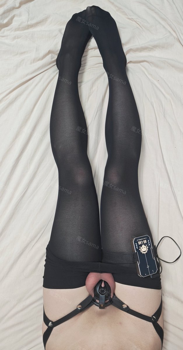 samaig60's tweet photo. 开着郊狼打肉鸽，猎犬大哥别🌿我😭😭😭
＃男娘 ＃可爱的男孩子 #femboy https://t.co/TKVE77lkqz