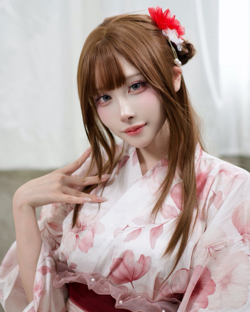 sato_apple's tweet photo. 花火大会の火薬の匂い。
彼女への想いがさらに焦がされる。
@__zzz___oo0 #ねねちーむ https://t.co/eAGjjt0thM
