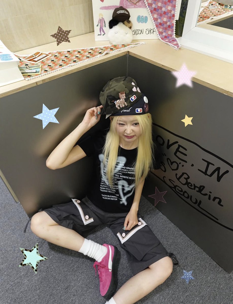 sunkissgirls tweet picture