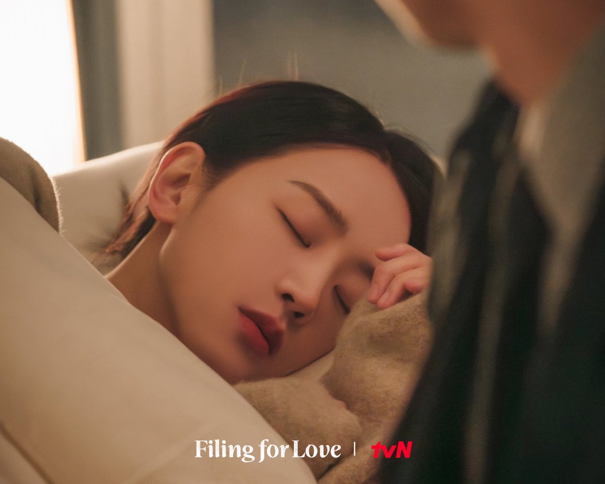 tvN_Asia's tweet photo. One accusation is all it takes to turn her world upside down. 😭⁣
With her reputation on the line and everyone questioning her, In-a must find the strength to face the truth head-on.⁣
⁣
#FilingForLove⁣
Every Thu and Fri 22:30 (GMT+8)⁣
⁣
#tvNAsia #BestKoreanEntertainment https://t.co/QBnxXfn2Rw