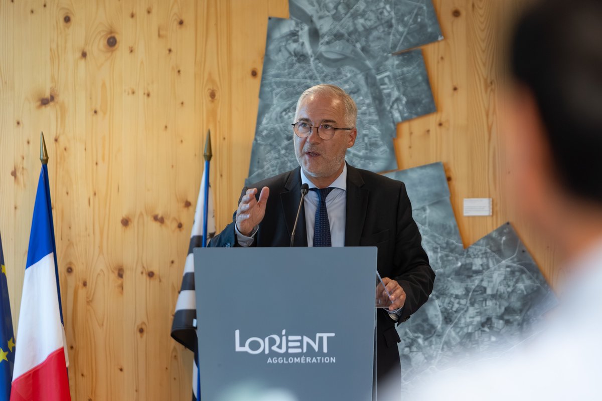 LorientAgglo's tweet photo. 🇻🇳 Une délégation officielle vietnamienne accueillie à Lorient
🥁 À l'occasion du 55e Festival Interceltique
✅ L'occasion de partager autour de l'économie maritime, du développement économique, de la recherche &amp; de la culture, et de nouvelles perspectives de coopération https://t.co/giz3vzkkGv