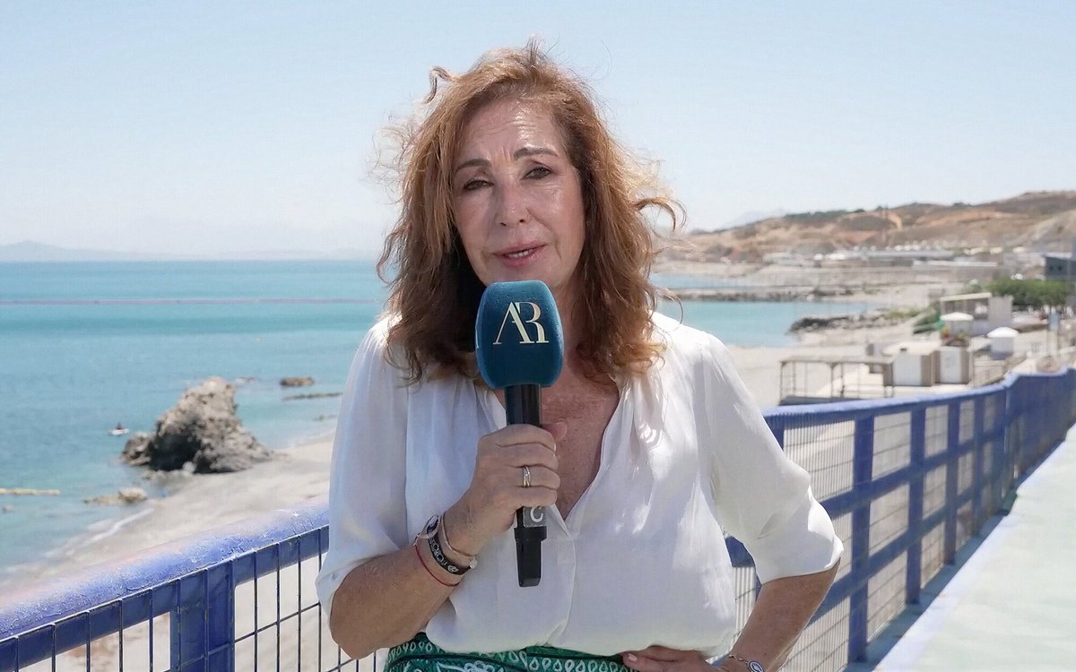 AntnMartnLpez1's tweet photo. La VILLAREJO no le sienta bien las vacaciones o algo le preocupa ¿ Será el ESCÁNDALO de su marido qué va a estallar? https://t.co/aVa9L09VD5