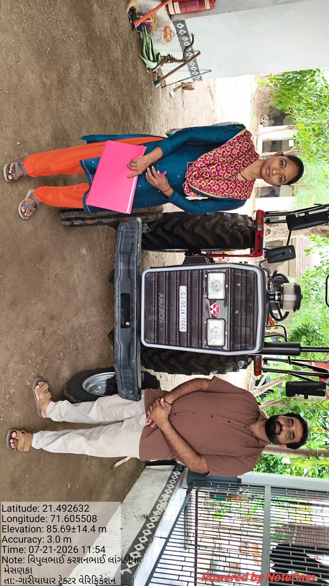 GRAMSEVAKBVNGUJ's tweet photo. #krushi_utpadakata_vrudhdhi_abhiyan 

 આધુનિક ટેકનોલોજીનો ઉપયોગ કરી સરળ અને ઉત્તમ ખેતી કરીએ.🚜

 ગારિયાધાર તાલુકાના વિવિધ ગામોમાં ટ્રેક્ટરની સબસિડી માટે વેરિફિકેશન કરવામાં આવ્યું.

#Krushipragati 
#Agriculture 
#Khedut 
#Gujarat 
#અગ્રેસર_ગુજરાત https://t.co/TWamD6wxzY