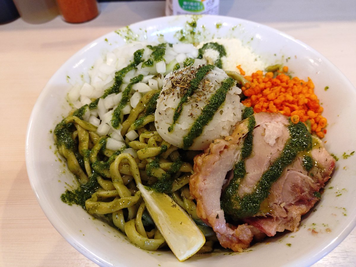 hawks_servant's tweet photo. ちな鷹の目
鷹の目の限定は明太子バターと、この冷やしジェノベーゼが一番うまい https://t.co/mcEs8zZQo3