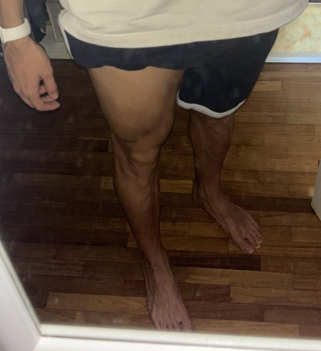 cashmasterfeet0's tweet photo. Il vostro posto è davanti a me in ginocchio, ad ammirare tutta la mia potenza cagna. Siete vacche da mungere per l’Imperatore💸😈 https://t.co/00heGvOWbG