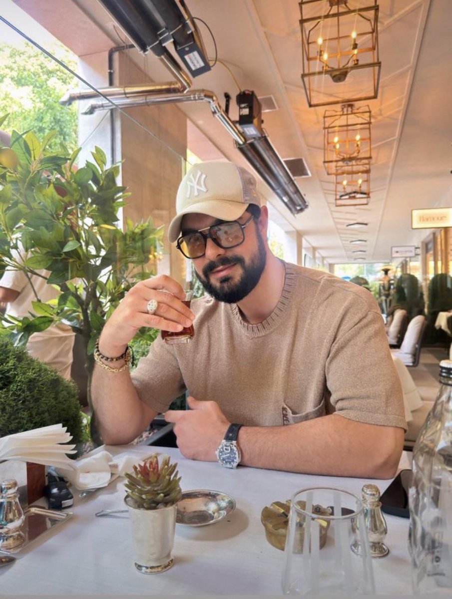 Beatriz_HIC's tweet photo. I vote Halil Ibrahim Ceyhan from Turkey to the most handsome face 2026
#HalilİbrahimCeyhan
#tccandler
#100faces2026
@tccandler https://t.co/Jew4I0ymyg