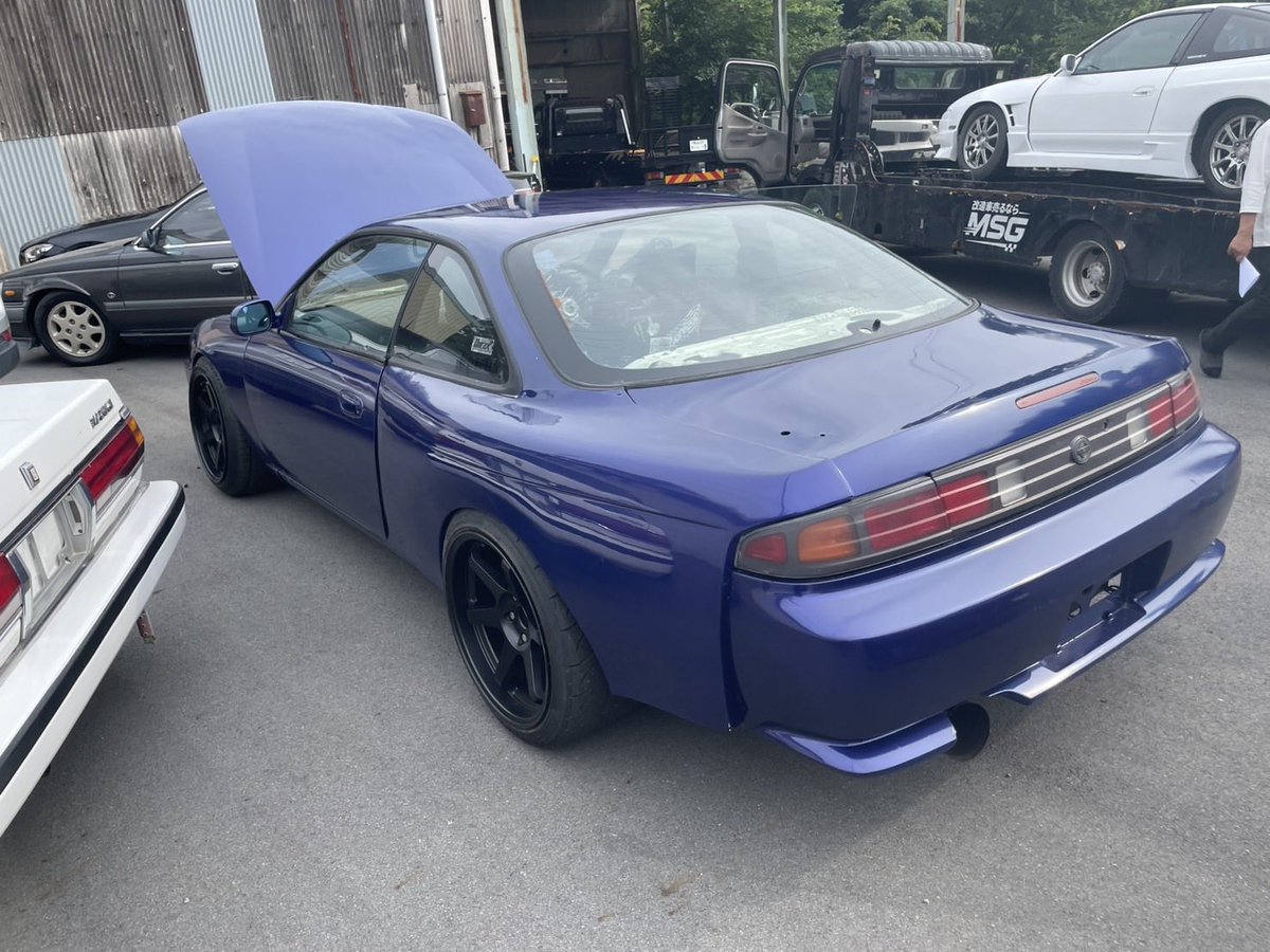HRF270's tweet photo. こちらも手がつかないので一旦売りに出しちゃう

s14後期ターボ5MT
エアコン、リア内装なし
即ドリ、ライトチューン

220万
よろしくドーゾ https://t.co/h53vVOwiII