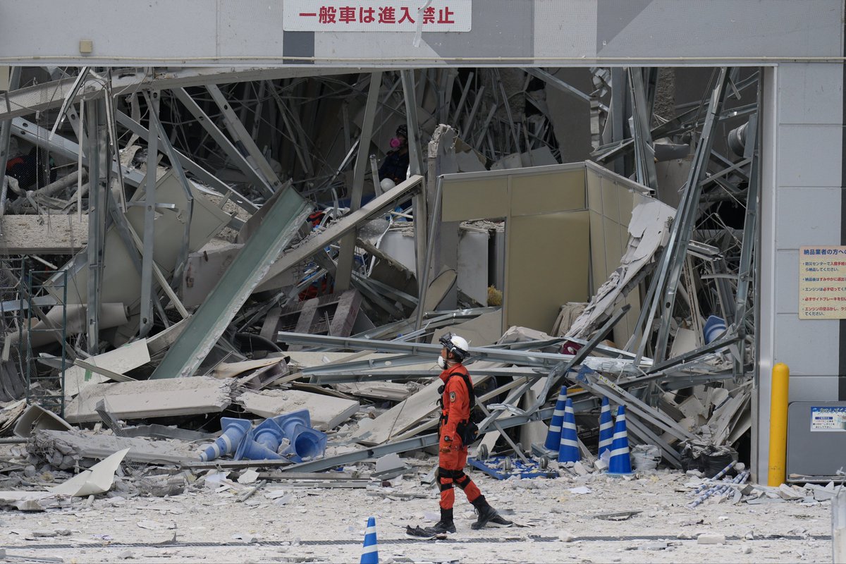 IchigoTaicho9's tweet photo. Kubo’s comment on his club ~

“I donated 10 million yen to support the Kumamoto disaster relief effort. Since that money came from what you all paid for the things I’ve created, it’s your donation as much as it is mine”. https://t.co/9hdFVOPBc7