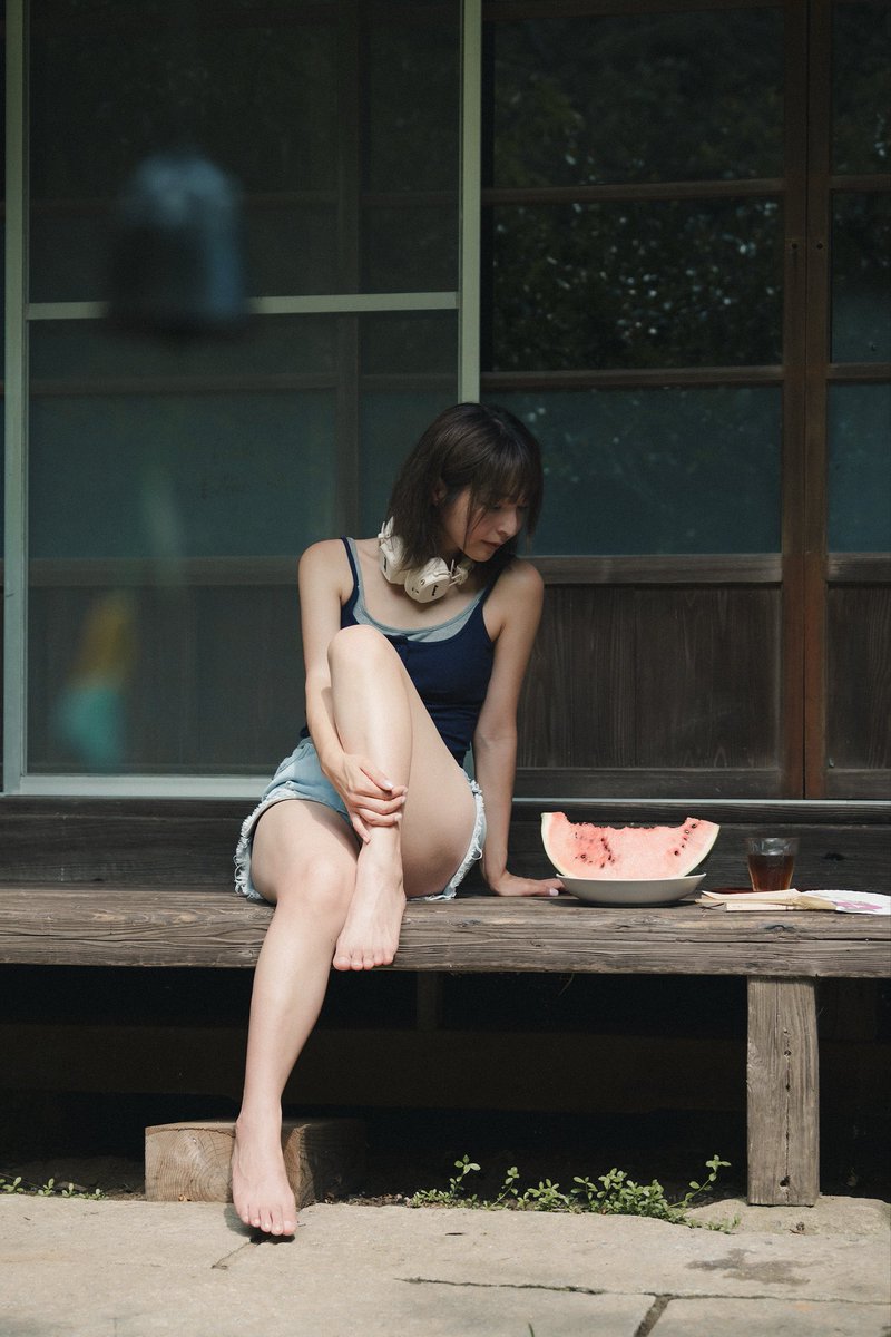 K1453Ryo's tweet photo. 夏休みの縁側にて🍉

model:@minadukiito https://t.co/Mre76g1zFM
