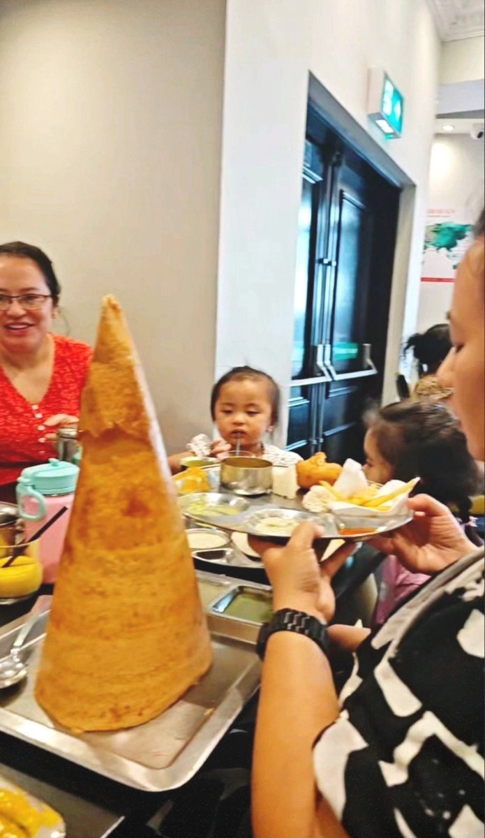 bjdongol's tweet photo. Enjoying lovely time with our lovely family....
Great 🥣🥞🥪🥚time with all. 
❤️🎉💯😎
#friendandfamily 
#gettogether 
#londonvisit 
#loveforever 
#highlight 
💞💖💕😍 https://t.co/37ImiDiydb