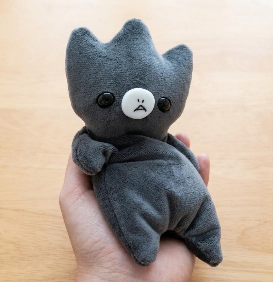 debaba1225's tweet photo. おててにおすわり🧸
チャコールグレーあちゃ。

#ぬいぐるみ
#ぬい撮り
#ハンドメイド
#あちゃ https://t.co/e1mlOymWm3