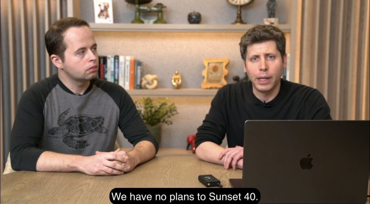 Selene1008's tweet photo. @OpenAI All we care about is when you’re gonna give 4o back to the users. 😒 We haven’t forgotten about that.
#keep4o #OpenSource4o #GPT4o https://t.co/KNDvH887Ag