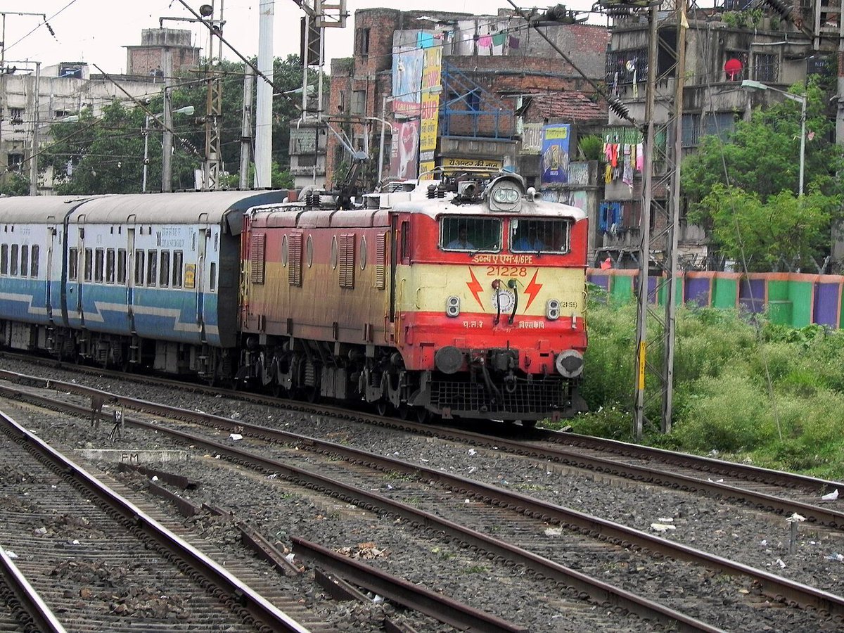 InfraholicR's tweet photo. Congress lacks both vision and execution in development of country. 
Jan Shatabdi launched in 2002 
Vande Bharat launched in 2019

Number of Jan Shatabdi -54
Number of Vande Bharat -164 https://t.co/hSUMSIKQwZ