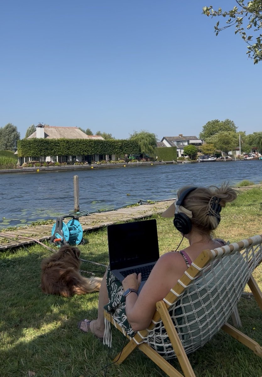 mariannezw's tweet photo. Op dit moment is @WendyWeel de duizenden leden van de Club van Dwarskijkers aan het overzetten naar de hagelnieuwe https://t.co/44yYvH1kMZ

Wij houden het vanuit de control room in de gaten.

Wat
Een
Spannende
Dag 

💜✅🤞🏻 https://t.co/5ybki0NLpa