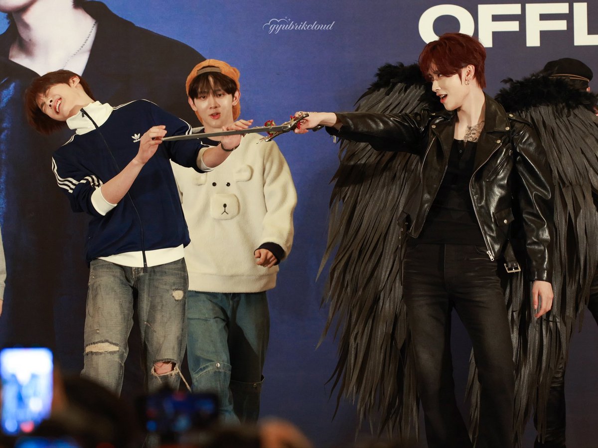 gyubrikcloud's tweet photo. this still takes me out so bad look at this diva https://t.co/HF3kC7uMSQ