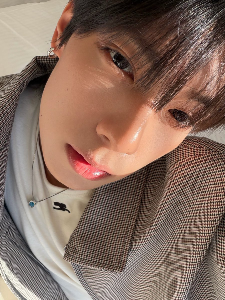 lim041_2's tweet photo. 헉 ///// https://t.co/mS15YlmGub