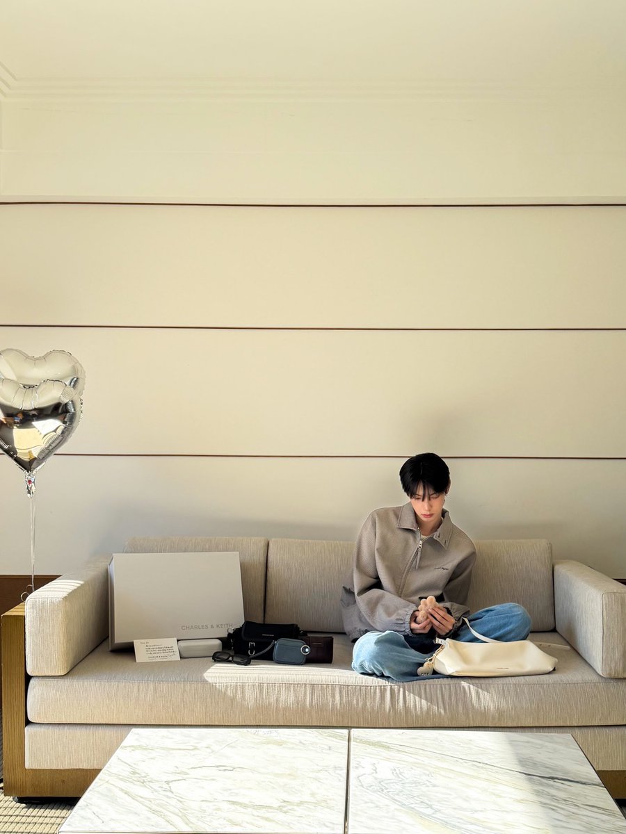 lim041_2's tweet photo. 저는 이거요 https://t.co/AUU13b0gx8