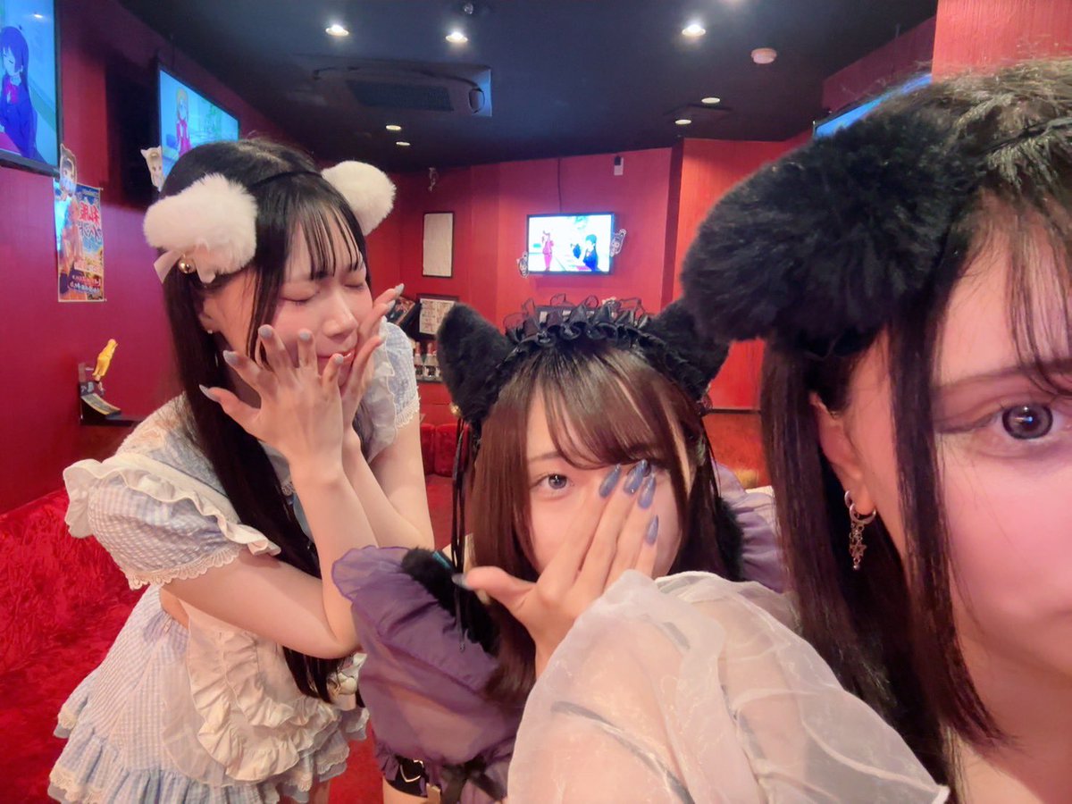 nekomimicafec4's tweet photo. 8/4オープンしております！
本日の猫ちゃん8匹出勤🐈

ゆゆちゃん@yuyu_necoc4 
るなちゃん@lunanyqn 
ここあちゃん@cocoa_C4_ 
れいちゃん@rei__0v0_ 
りあちゃん@ria_c4 
うみちゃん@umichan_c4 
さなちゃん@sn_nyam 
すみれちゃん@czxobp https://t.co/WZhG4I1iKr