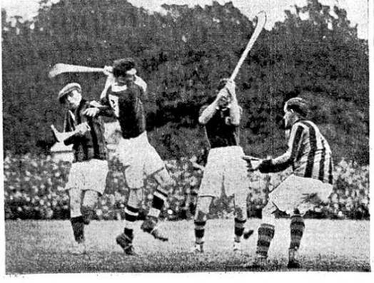 SportsHistory26's tweet photo. Old action shot from the All-Ireland Senior Hurling Championship Semi-Final between @KilkennyCLG and @Galway_GAA at Birr, on this day in 1935..#kilkenny #galway #hurling #gaa #ireland https://t.co/QVFitufFvM