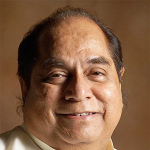 VGopalkrishnan2's tweet photo. Saddened by the demise of Padma Sri  Dr.Dnyandeo Yashwantrao Patil, a tall Leader,Emperor in the field of Education,Philanthropist,Social worker ,former Governor of Bihar,W.Bengal and Tripura. Heartfelt condolences to his family &amp; friends .May his soul rest in peace!
@satejp https://t.co/h6jq1kM0ZK