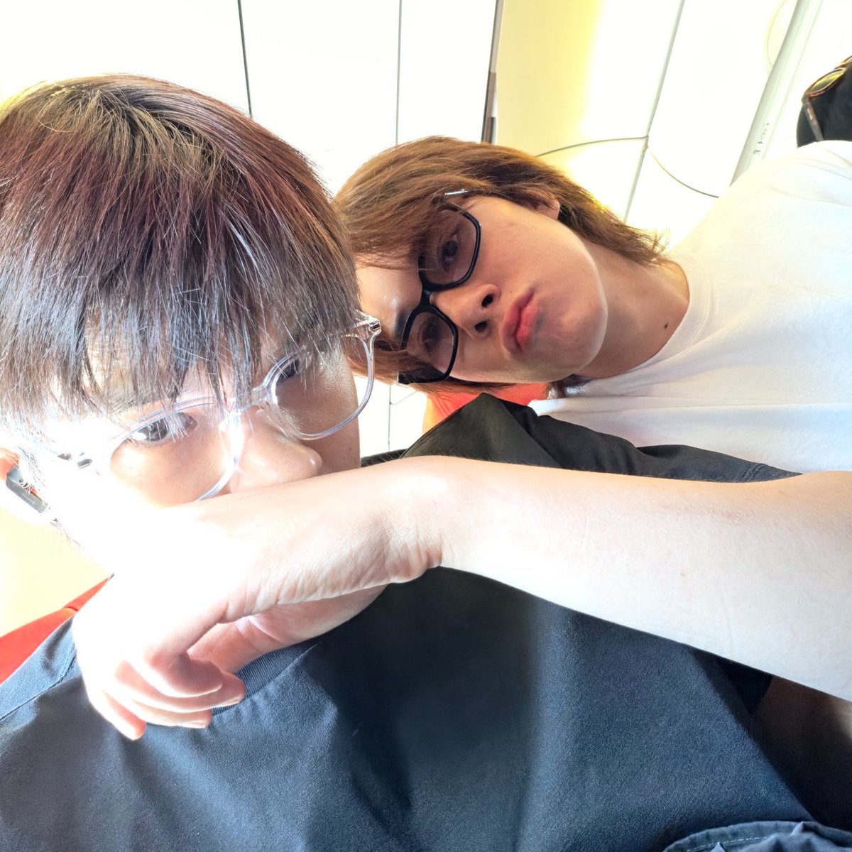 mutexpnd's tweet photo. วันนี้เก็บห้อง เห็นสิ่งนี้ในกระเป๋าคุณยาย ท่านบอกสมัยนั้นคู่นี้หวานมาก https://t.co/pHuAk439H2