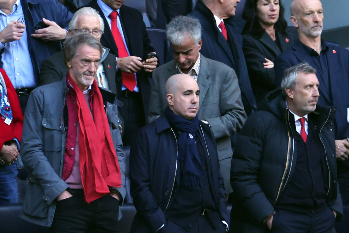 MUFCScoop's tweet photo. 🚨 Manchester United are torn between signing a 3rd midfielder or a left-back. [@Djaameel_] #MUFC https://t.co/wZbAcD7ntZ