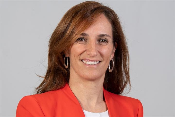 Formula_Music's tweet photo. ¿A QUIÉN VOTARÍAS COMO PRESIDENTE/A DE LA COMUNIDAD DE MADRID? 🤔

🔄 Ayuso (PP)
❤️ Óscar López (PSOE)
🗣️ Mónica García (Más Madrid) https://t.co/i5FiQFDeGX