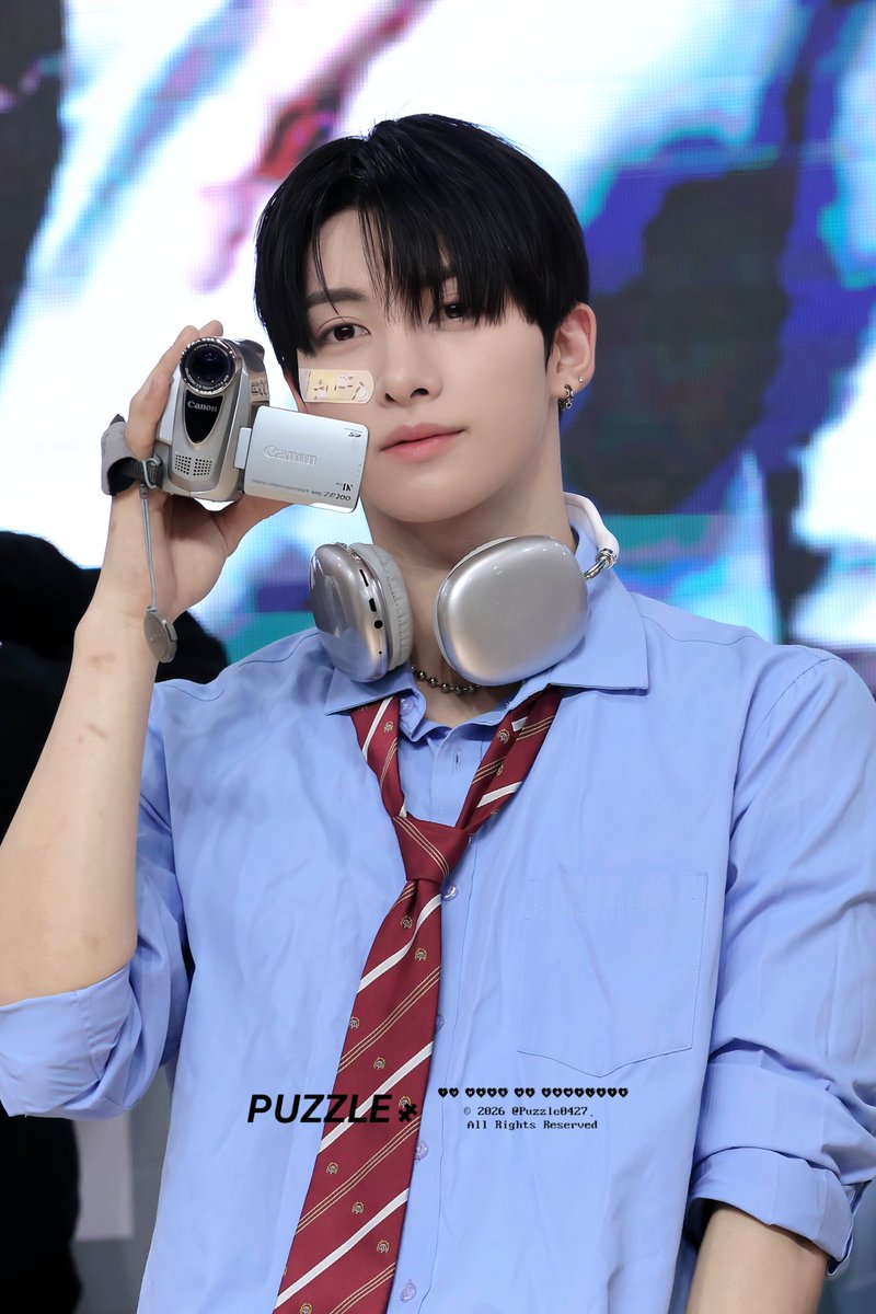 Puzzle0427's tweet photo. 260515 MS

📹💙

#YU #유우 #ユウ
#NEXZ #넥스지 #ネクスジ https://t.co/i8JSuO2Qrj