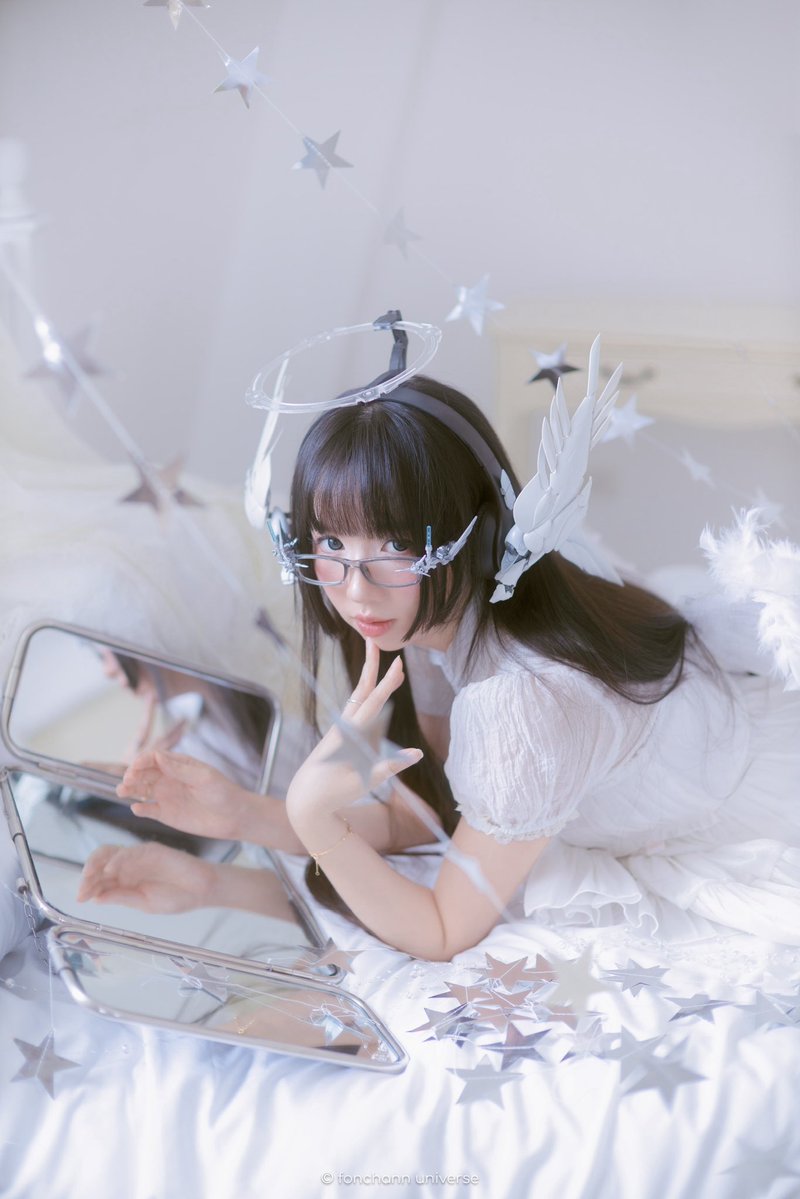 linhmatochan's tweet photo. Lil angel thru @fonchann’s lens https://t.co/Vl3mqrjr2N