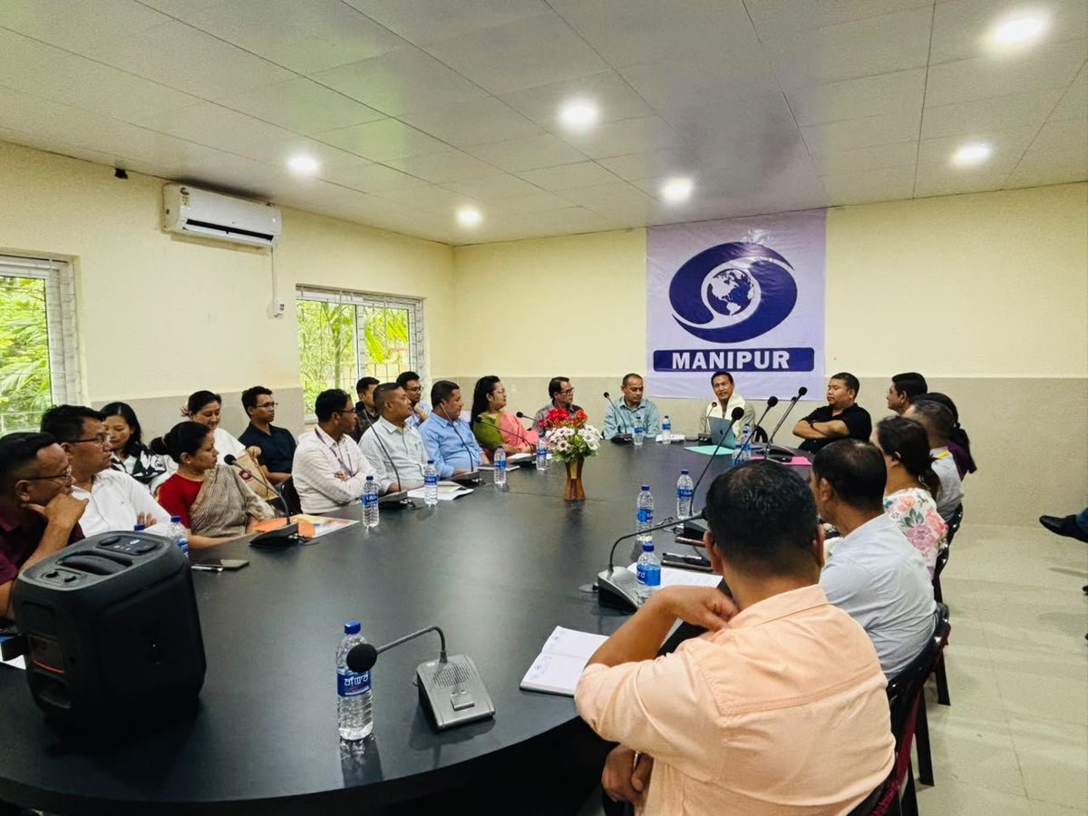 PIBImphal's tweet photo. Inter Media Publicity Coordination Committee (IMPCC) Monthly Meeting Convened at DDK Imphal Porompat. https://t.co/SZJ6mlCWx5