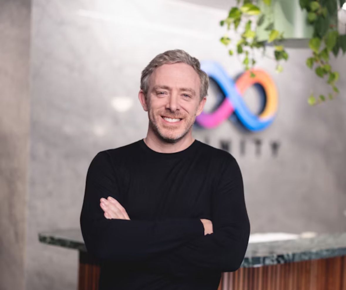 RealAllinCrypto's tweet photo. $ICP founder @dominic_w is warning the crypto industry that it is taking the WRONG approach against the Quantum Computing threat!

In a very interesting long X post he argues quantum computing has become the industry’s new Y2K narrative, while AI is already finding flaws in blockchain code today.

His warning is rushing into unproven “quantum-safe” cryptography could actually make networks less secure.

He says forget marketing for a threat which could be decades away and fix the code AI can break now!

Dom Williams is one of the best minds in the whole of crypto so very interesting to hear his thoughts, he sounds like he is making a very valid point here!

What are your guys thoughts?
