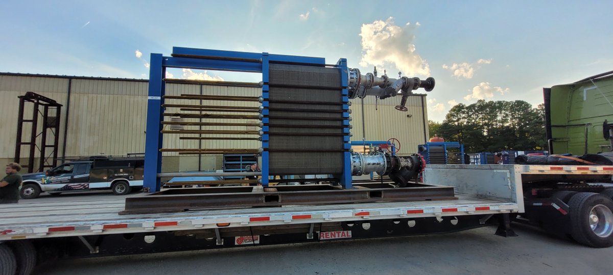 PowerMechanical's tweet photo. Big cooling solutions, ready when you need them. ❄️
This 5,000 sq. ft., 399 PSI plate-and-frame heat exchanger allows a 150 PSI rental chiller to efficiently cool an entire high-rise building.
🌐 https://t.co/OX8t6qi1sE
#PowerMechanical #RentalChillers #IndustrialCooling https://t.co/v8mCAGF8Oc