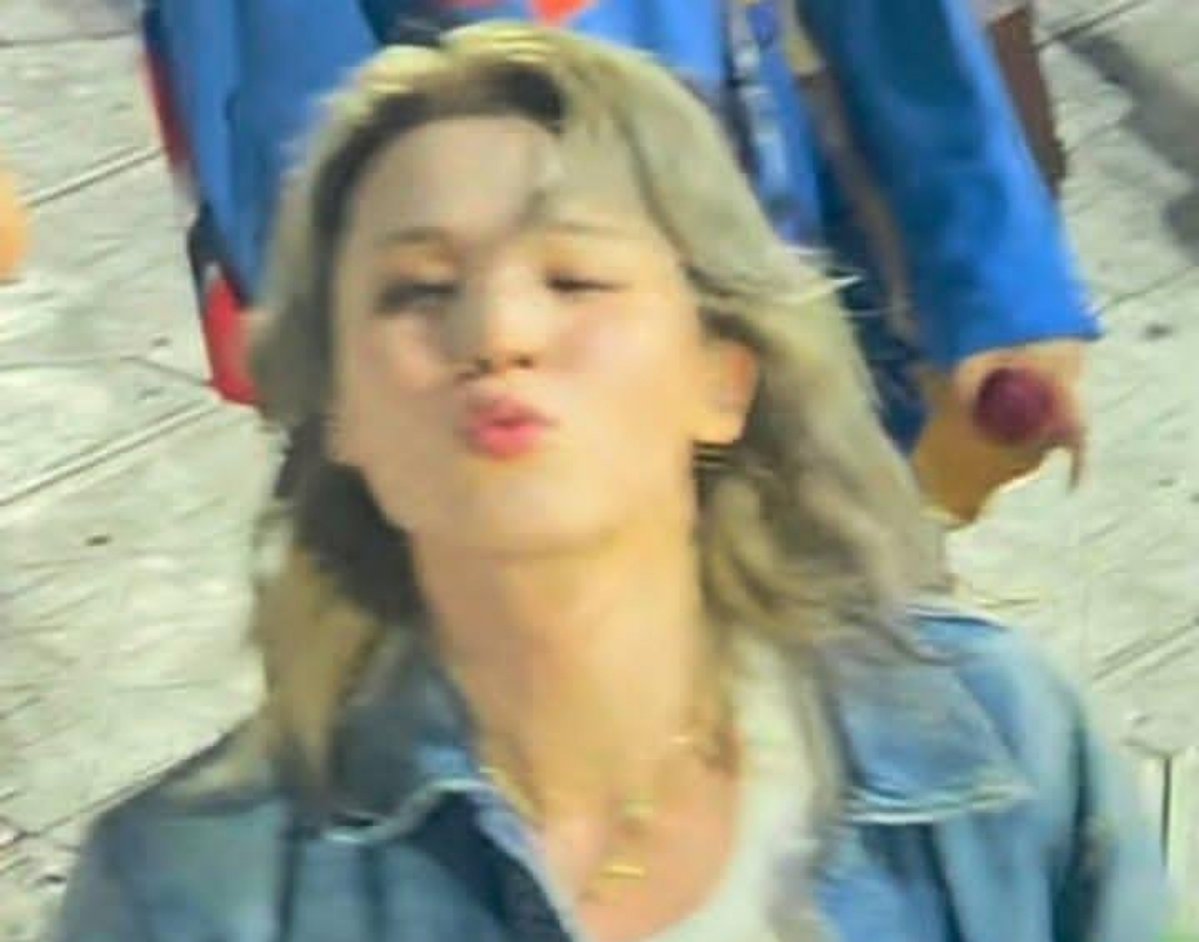 dolliepjm_13's tweet photo. i love when jimin..♡•᷄ɞ•᷅♡ https://t.co/3CfX4xPks5