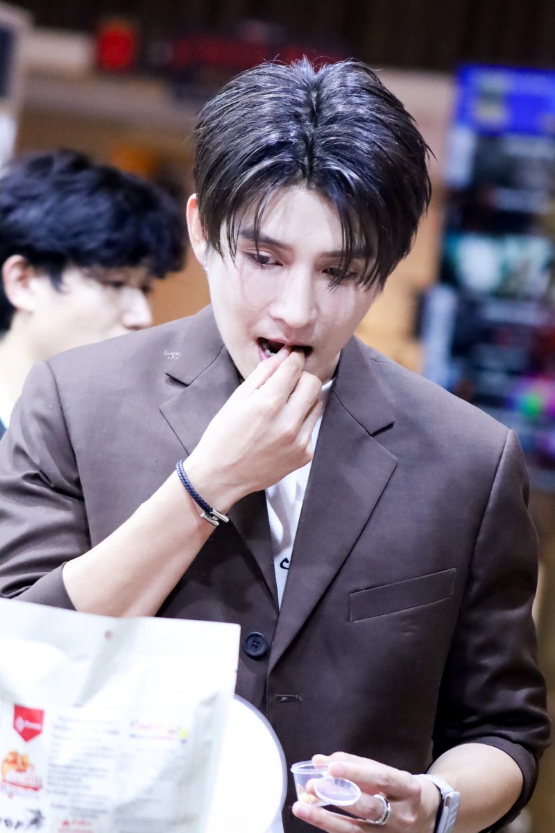 BabebiiPooh's tweet photo. Yum Yum 😋
#WEIBOGALA2026BOOTHVISITXBASVPR
#Basvpr
#WeiboCulturalCommunicationNightThailand https://t.co/mi0vXOWoXM