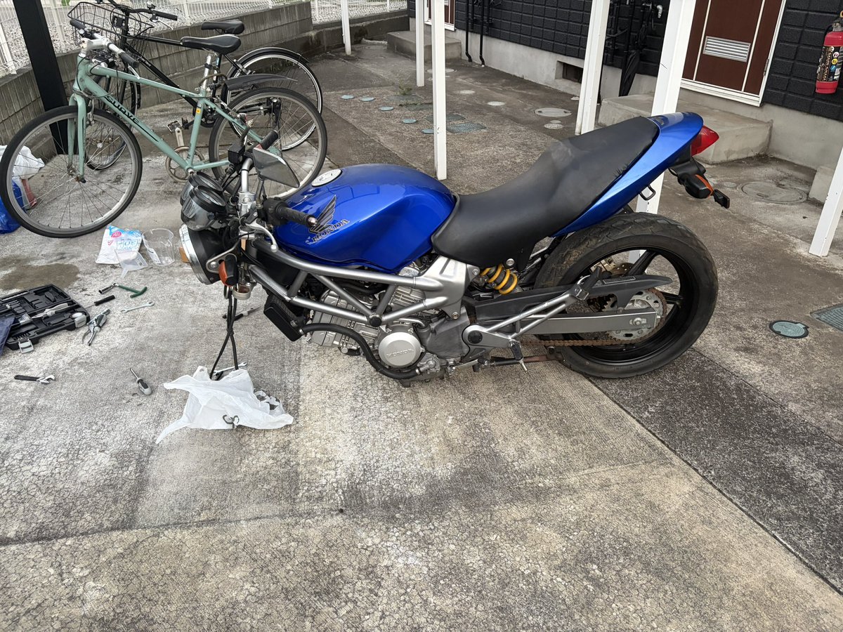 Kurusu_Mk9's tweet photo. ナットがバカ固着しててココまでで二時間 https://t.co/2omOFtJYGP